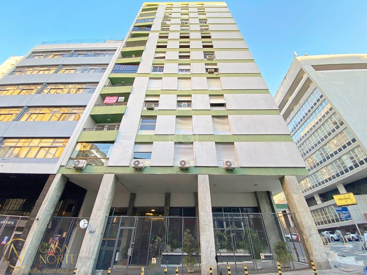 Apartamento à venda com 3 quartos, 144m², 1 suíte, 1 vaga, Rua Riachuelo no bairro Centro Histórico em Porto Alegre