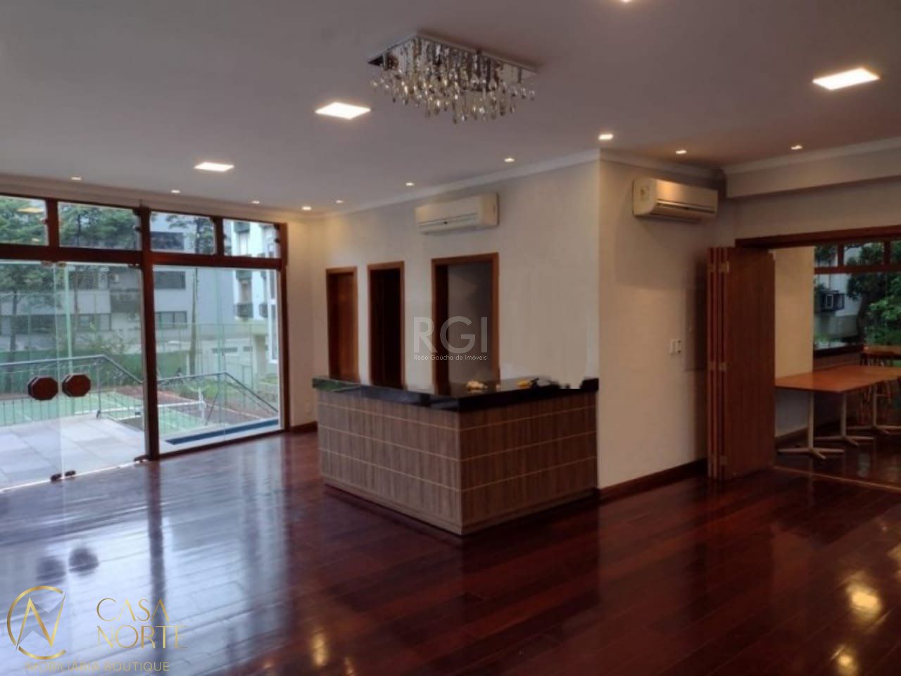 Apartamento à venda com 3 quartos, 112m², 1 suíte, 1 vaga, Avenida Carlos Gomes no bairro Boa Vista em Porto Alegre