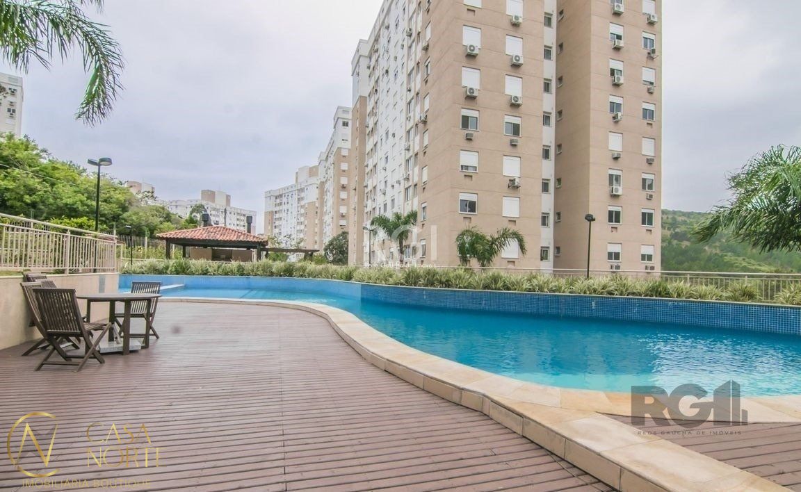 Apartamento à venda com 3 quartos, 68m², 1 suíte, 1 vaga, Rua Carlos Reverbel no bairro Jardim Carvalho em Porto Alegre