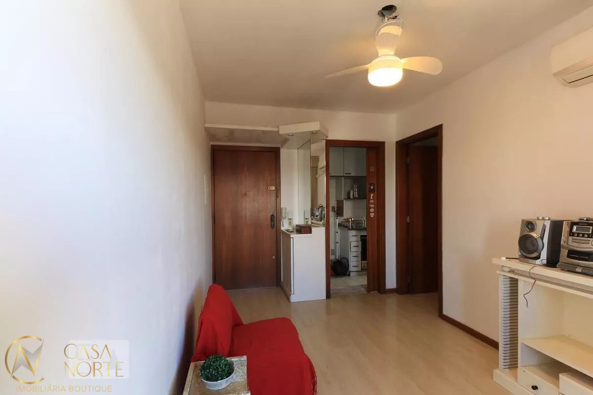 Apartamento à venda com 1 quarto, 43m², 1 vaga, Rua Barão do Gravataí no bairro Menino Deus em Porto Alegre