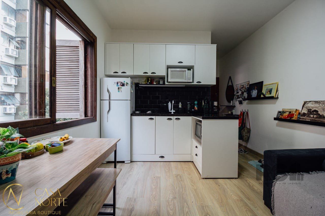 Apartamento à venda com 1 quarto, 27m², Avenida Getúlio Vargas no bairro Menino Deus em Porto Alegre