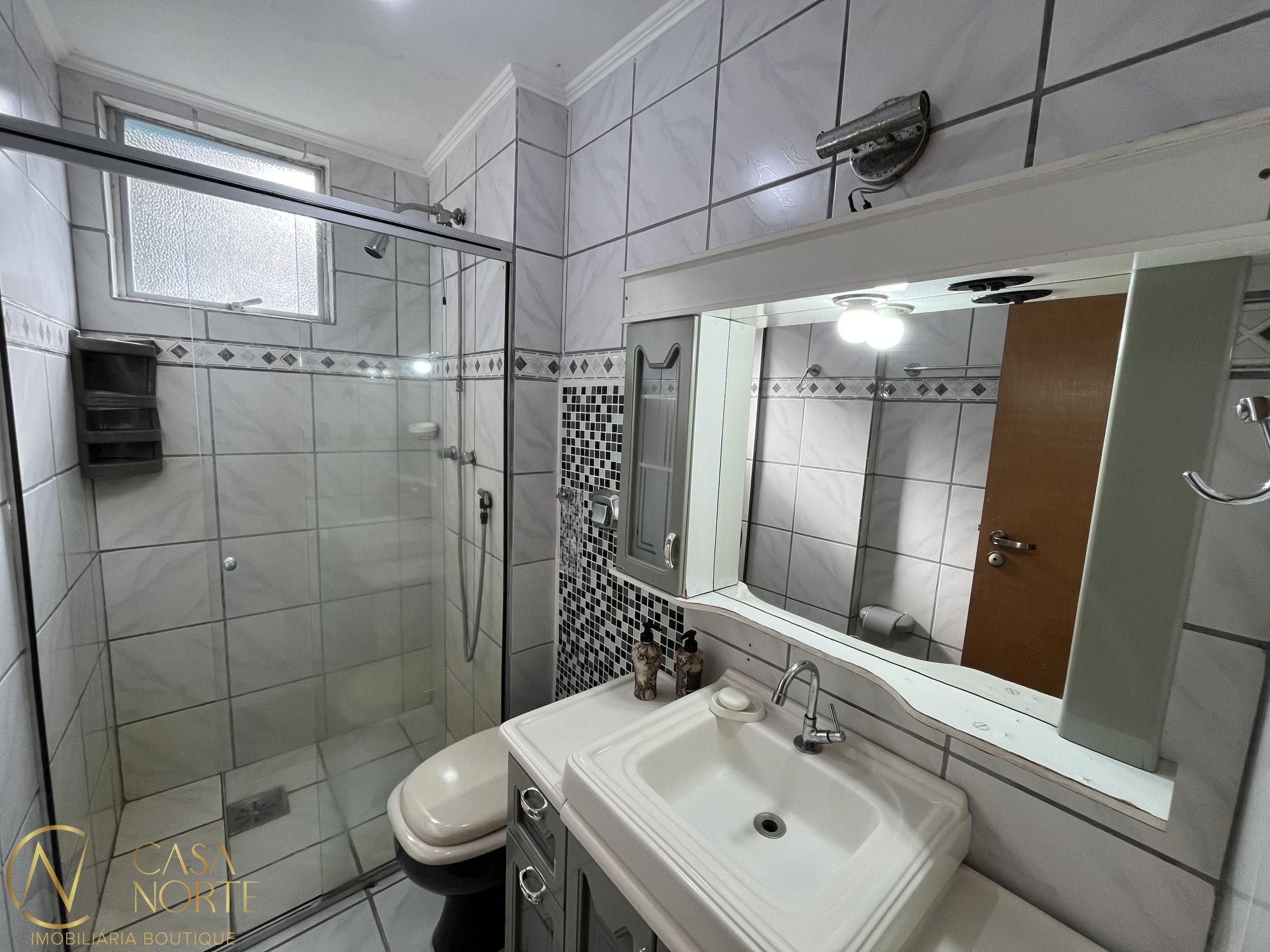 Apartamento à venda com 1 quarto, 45m², 1 vaga, Rua Demétrio Ribeiro no bairro Centro Histórico em Porto Alegre