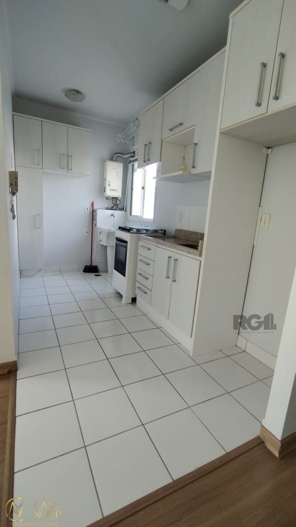 Apartamento à venda com 2 quartos, 53m², 1 vaga, Avenida José Aloísio Filho no bairro Humaitá em Porto Alegre