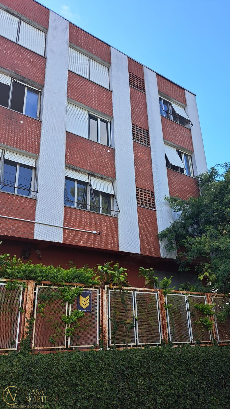 Apartamento à venda com 3 quartos, 97m², 1 vaga, Rua Dona Eugenia no bairro Santa Cecília em Porto Alegre