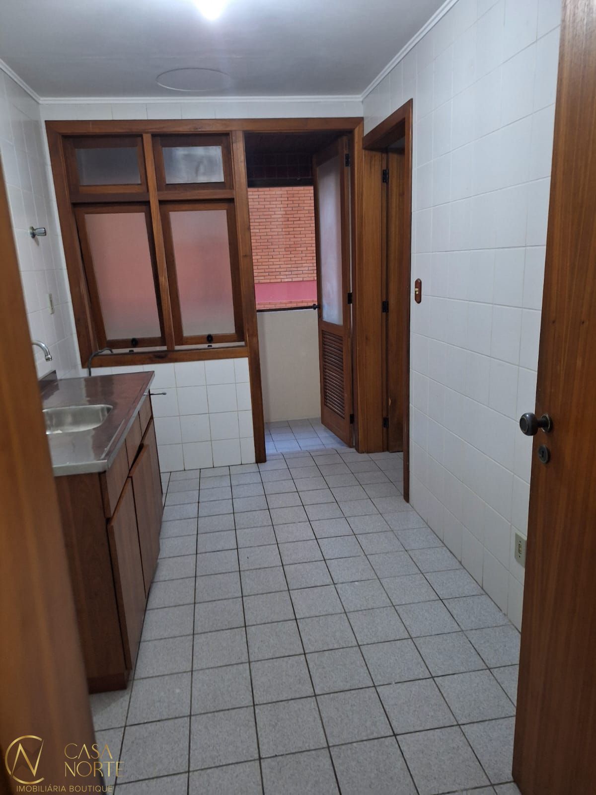 Apartamento à venda com 3 quartos, 99m², 1 suíte, 2 vagas, Alegrete no bairro Petrópolis em Porto Alegre