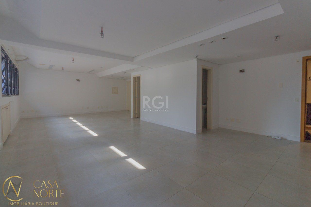 Sala Comercial à venda com 1 quarto, 36m², 1 vaga, Rua Mariante no bairro Rio Branco em Porto Alegre