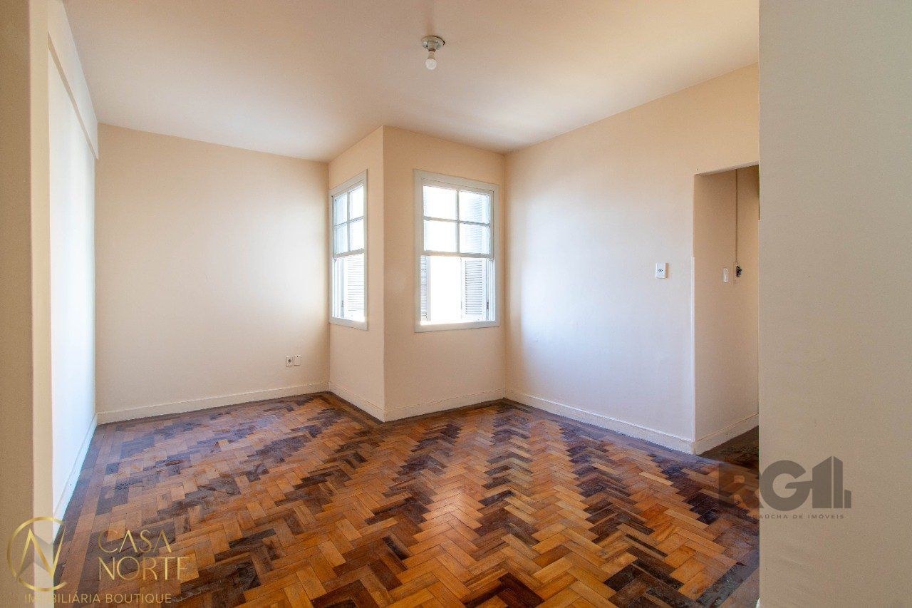 Apartamento à venda com 3 quartos, 95m², Avenida Venancio Aires no bairro Santana em Porto Alegre