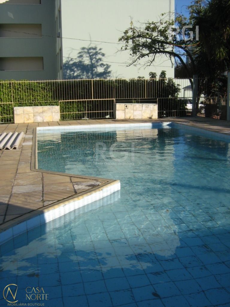 Apartamento à venda com 2 quartos, 54m², 1 vaga, Rua Padre João Batista Reus no bairro Camaquã em Porto Alegre