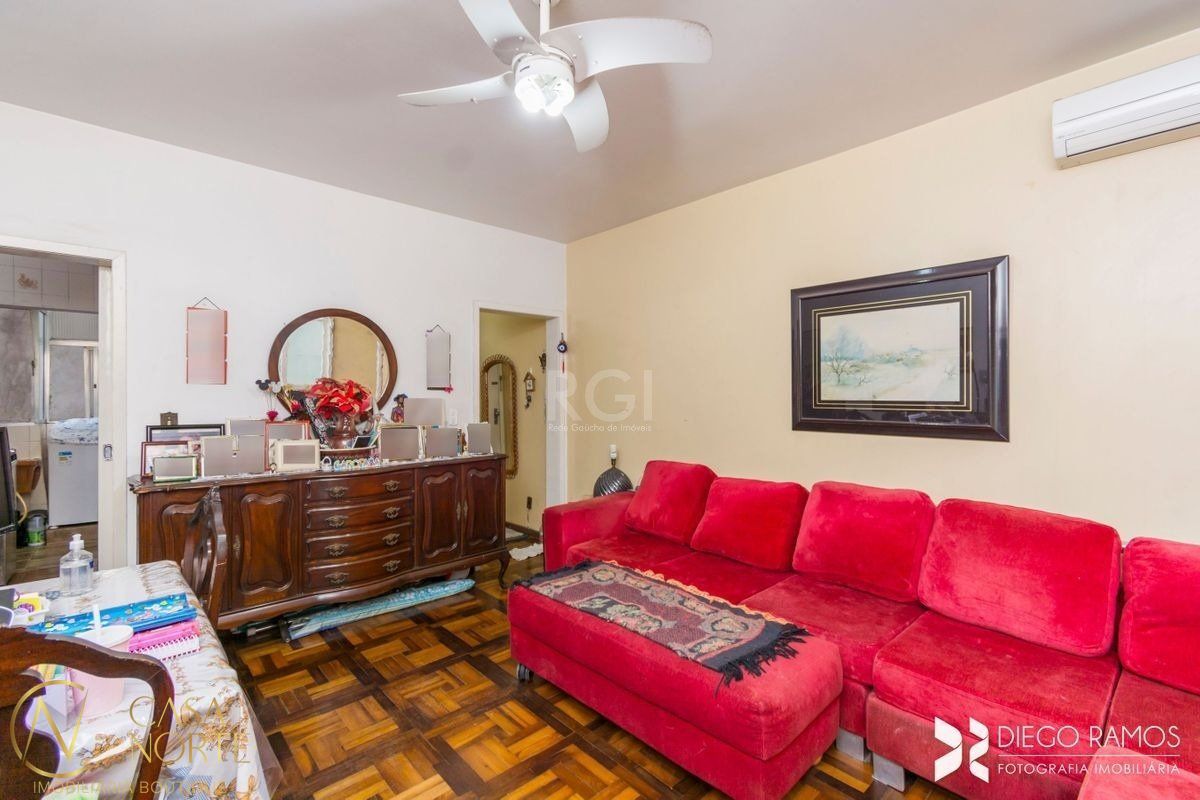 Apartamento à venda com 3 quartos, 95m², Rua Ramiro Barcelos no bairro Rio Branco em Porto Alegre