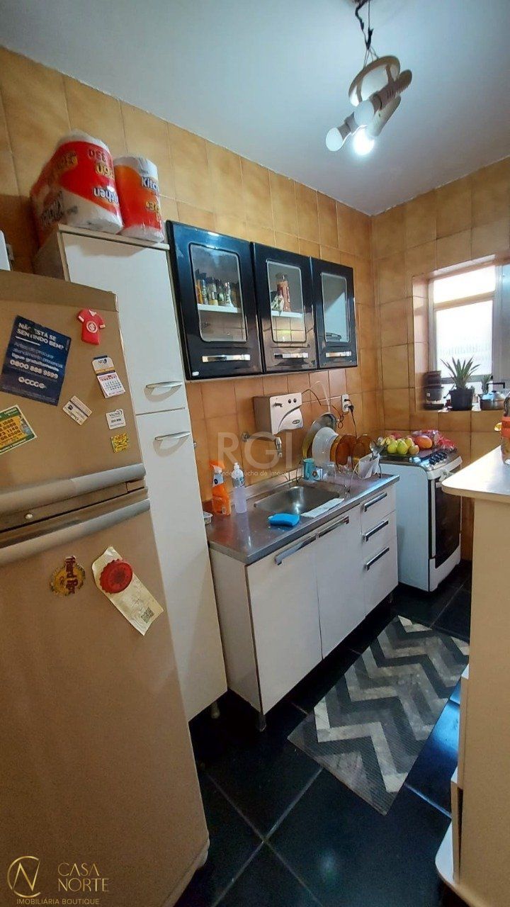 Apartamento à venda com 2 quartos, 58m², Rua Eurico Lara no bairro Medianeira em Porto Alegre