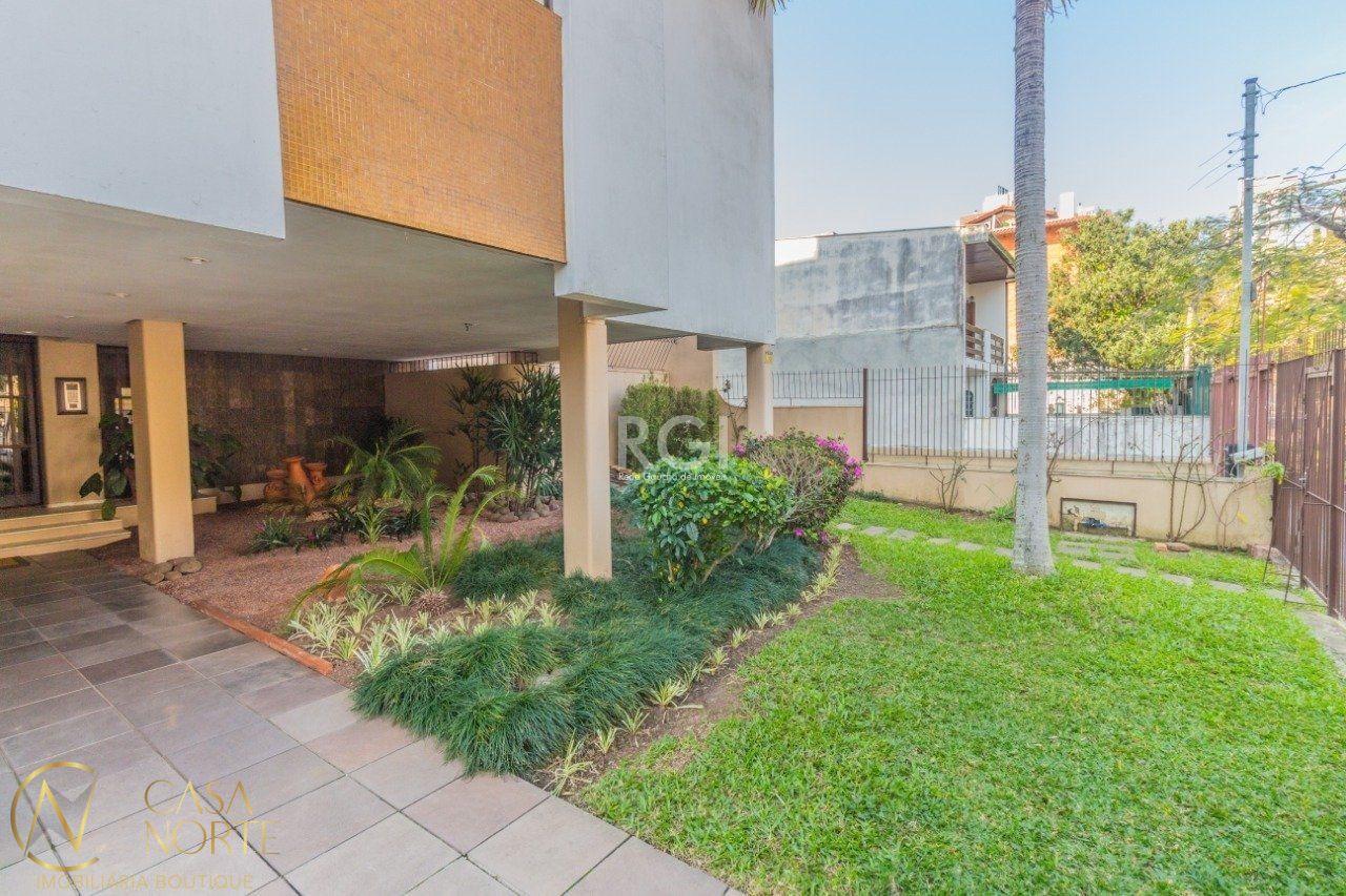 Apartamento à venda com 2 quartos, 74m², 1 vaga, Rua Felipe de Oliveira no bairro Petrópolis em Porto Alegre
