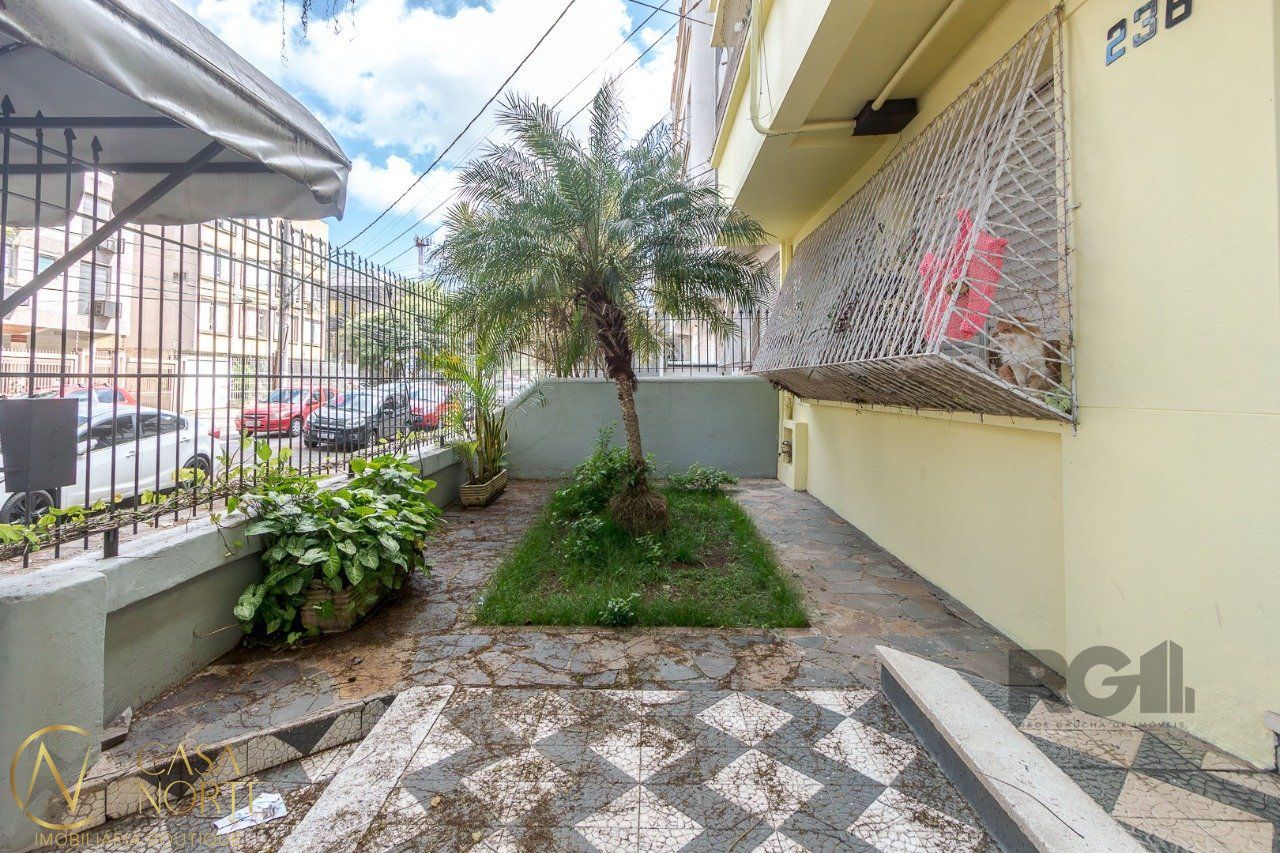 Apartamento à venda com 2 quartos, 60m², Rua Giordano Bruno no bairro Rio Branco em Porto Alegre