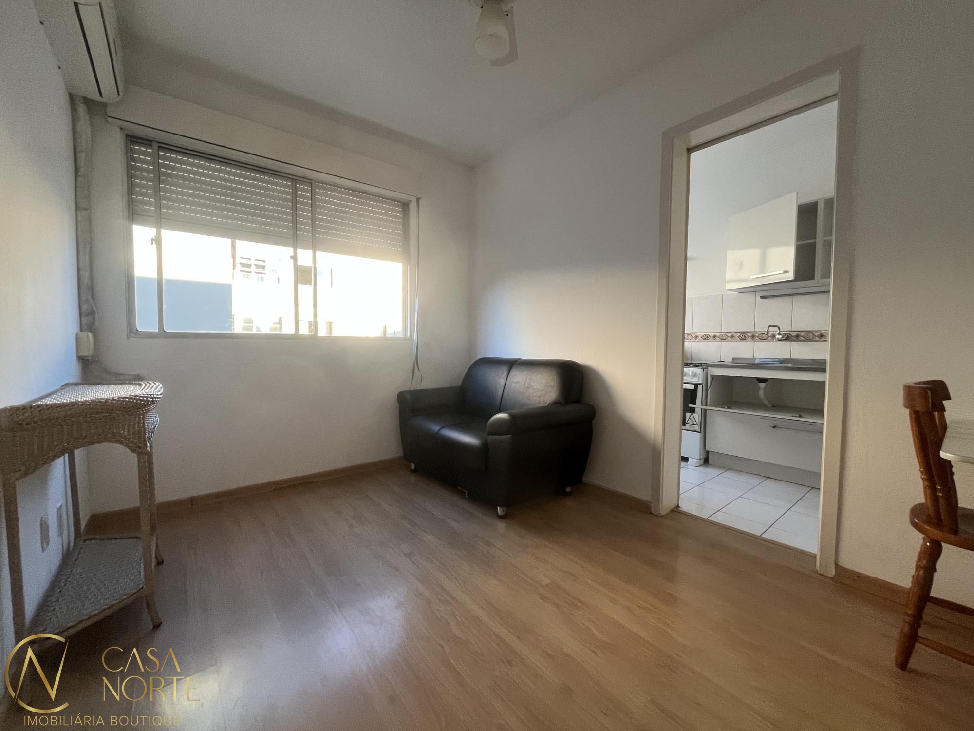 Apartamento à venda com 1 quarto, 32m², 1 suíte, 1 vaga, Rua Engenheiro Fernando Mendes Ribeiro no bairro Santo Antônio em Porto Alegre