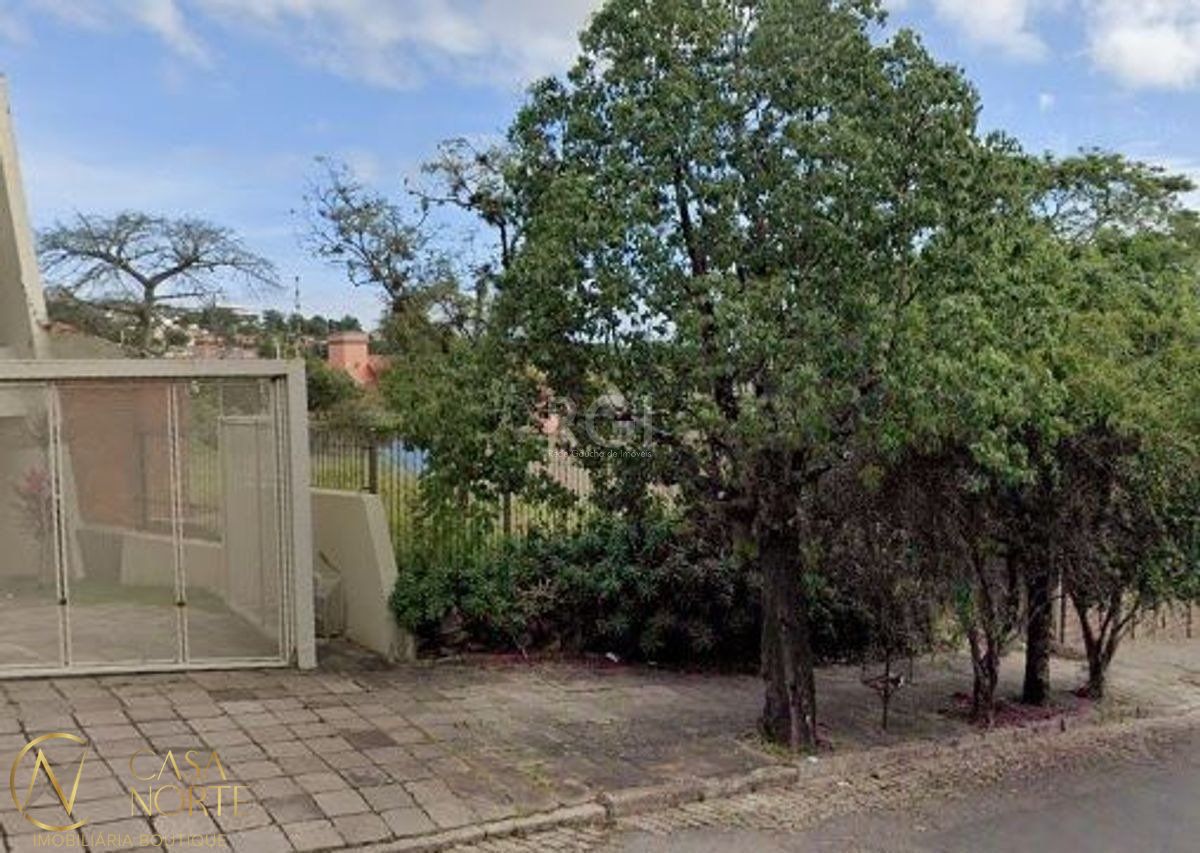 Terreno à venda  com 1023m², Rua Miguel Couto no bairro Menino Deus em Porto Alegre
