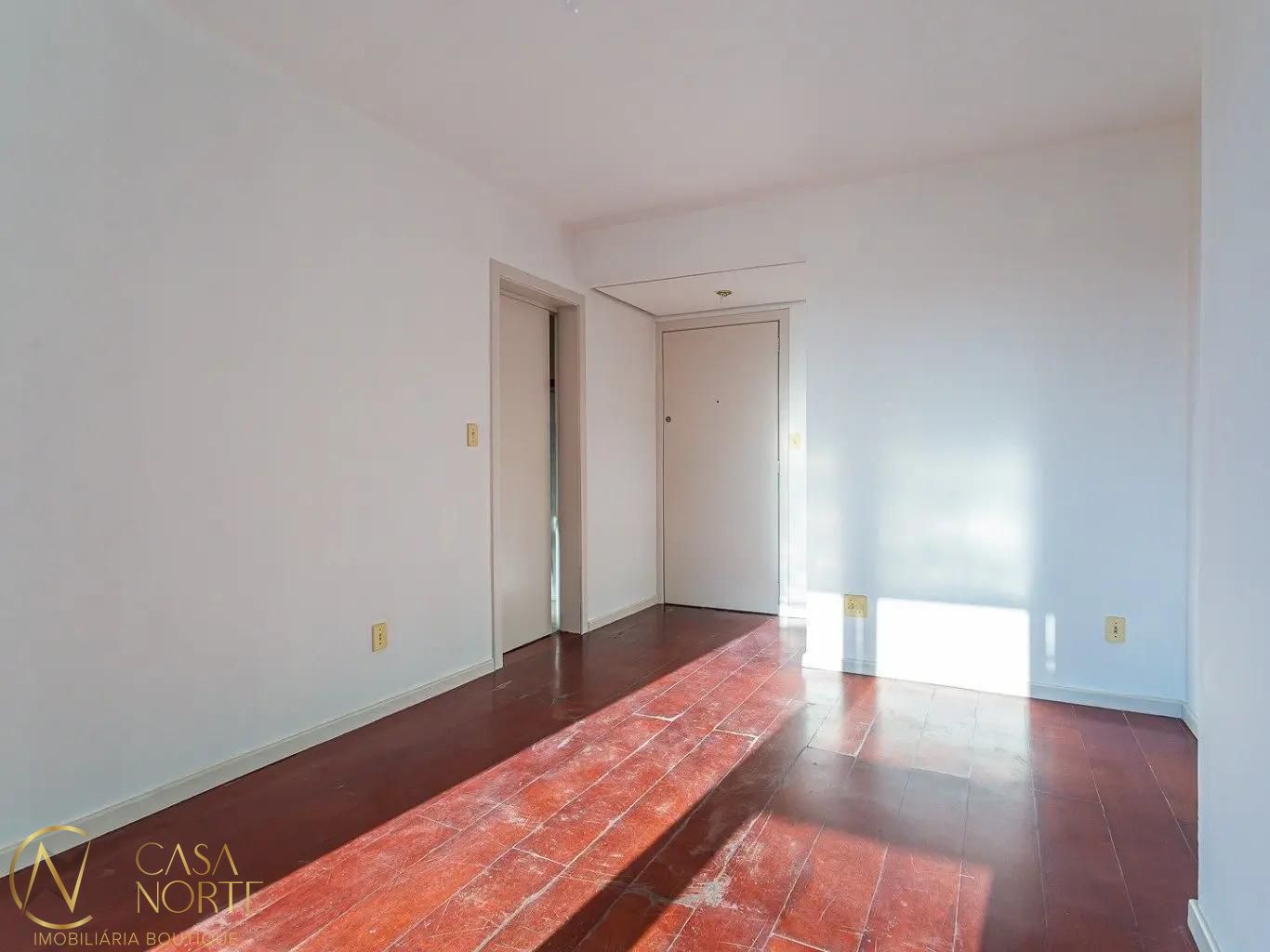 Apartamento à venda com 2 quartos, 76m², 1 vaga, Rua Oswaldo Pereira de Freitas no bairro Partenon em Porto Alegre