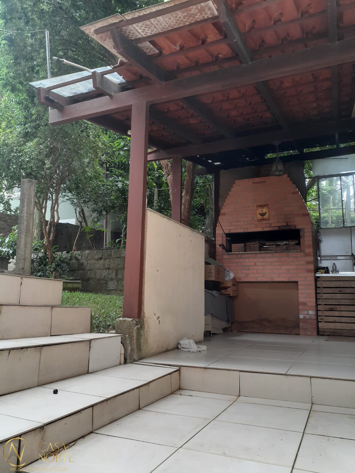 Casa à venda com 3 quartos, 247m², 1 suíte, 3 vagas, Rua Amoroso Costa no bairro Cristo Redentor em Porto Alegre
