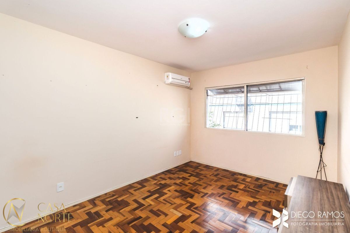 Apartamento à venda com 3 quartos, 82m², 1 suíte, 1 vaga, Rua Silveiro no bairro Menino Deus em Porto Alegre