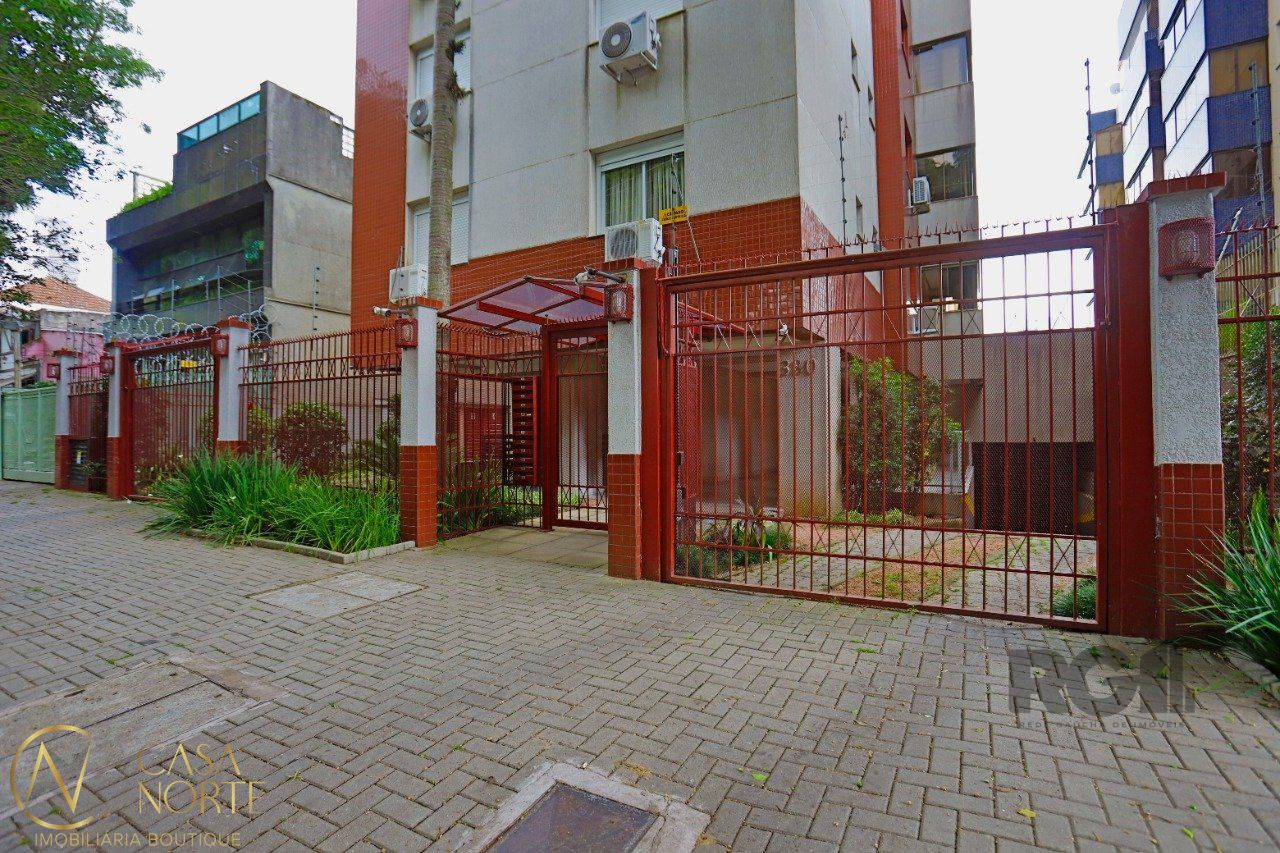 Apartamento à venda com 2 quartos, 69m², 1 suíte, 2 vagas, Rua Saldanha Marinho no bairro Menino Deus em Porto Alegre