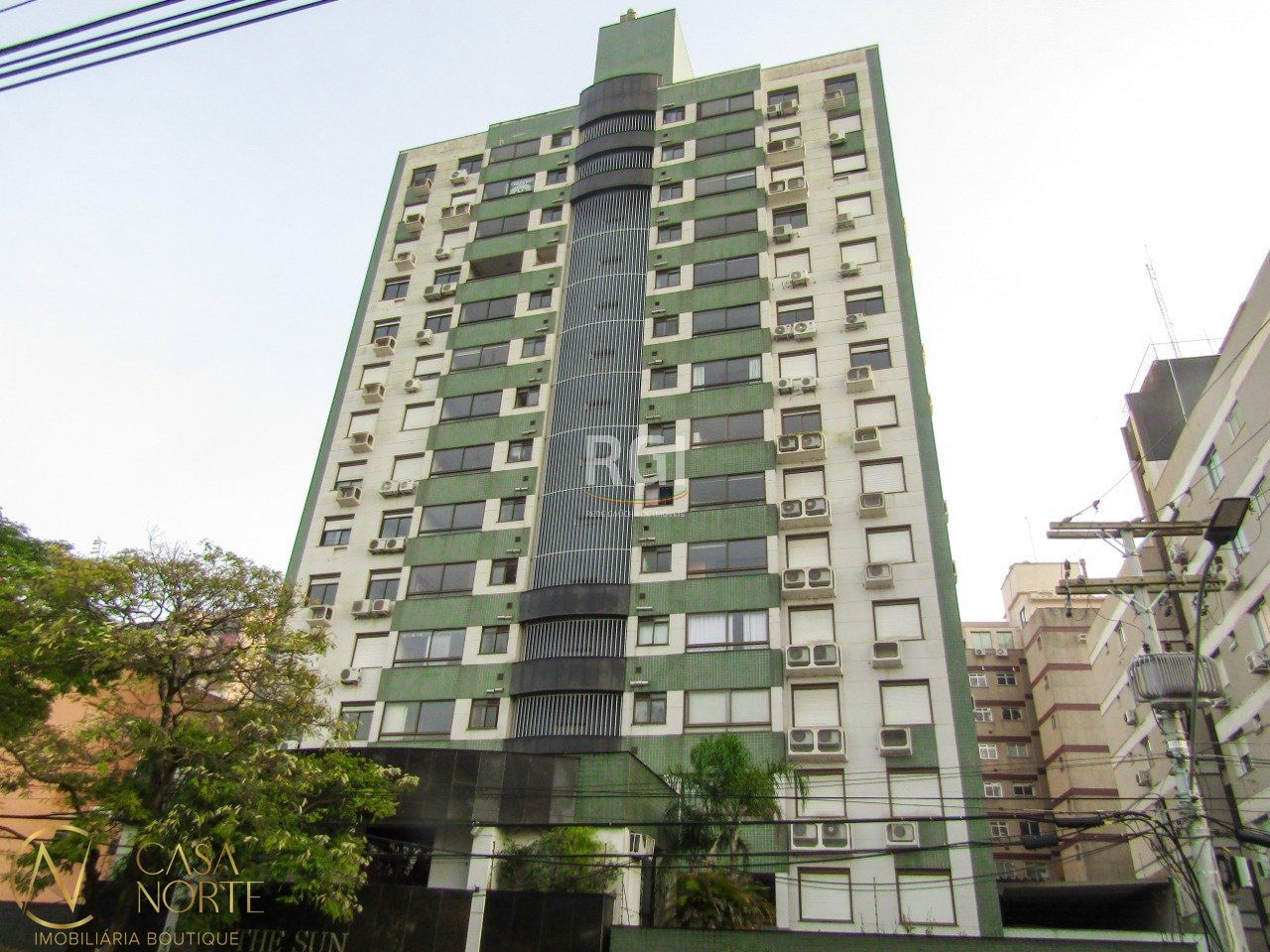 Apartamento à venda com 3 quartos, 105m², 1 suíte, 2 vagas, Rua Washington Luiz no bairro Centro Histórico em Porto Alegre