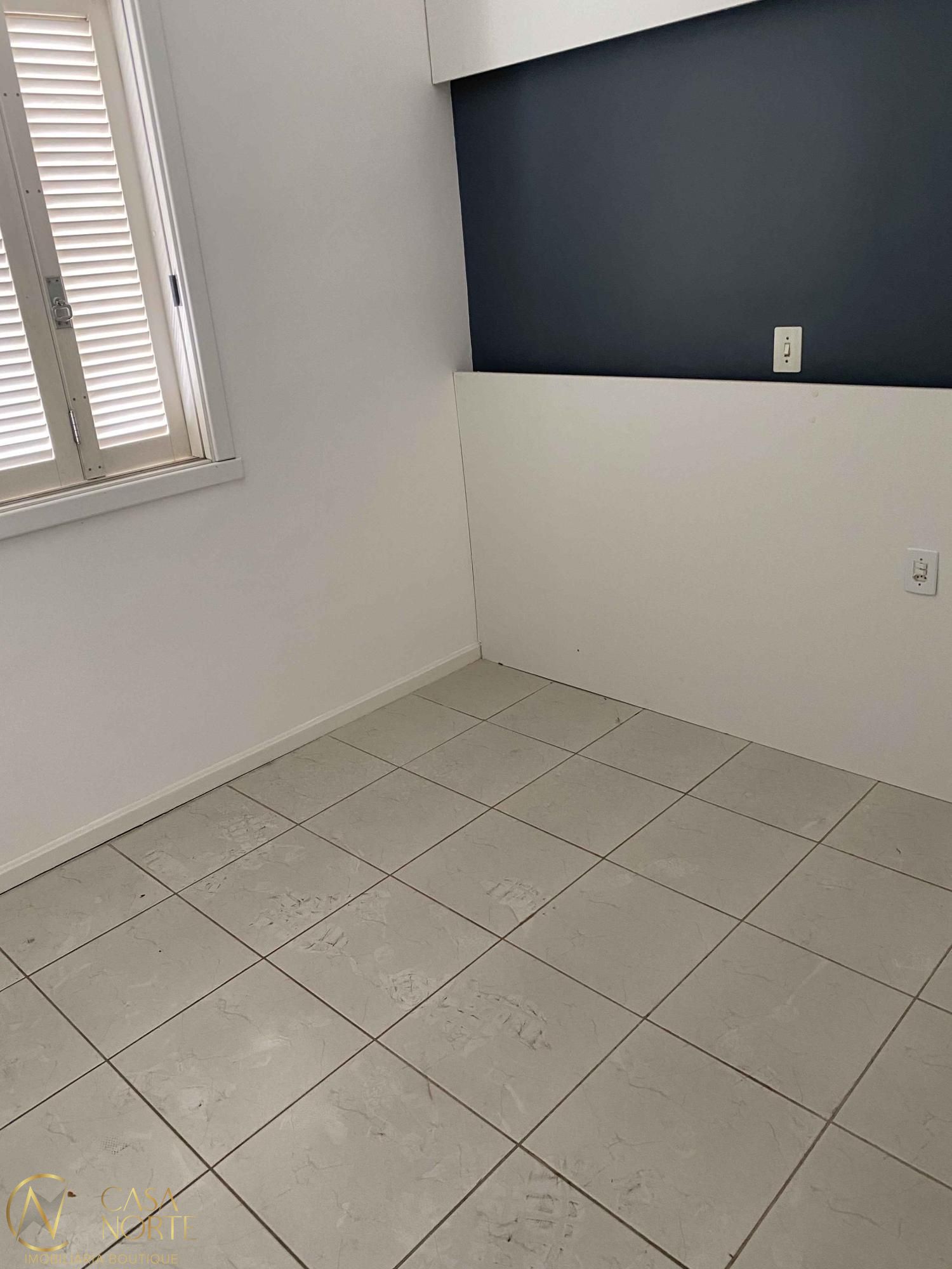 Apartamento à venda com 1 quarto, 43m², 1 vaga, Avenida Bento Gonçalves no bairro Partenon em Porto Alegre