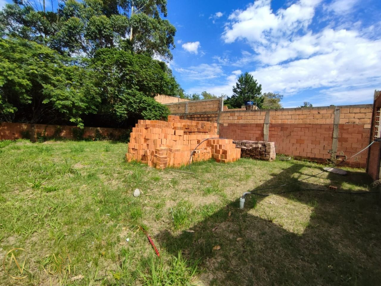 Casa à venda com 3 quartos, 85m², 1 suíte, 3 vagas, Avenida do Lami - Ate 811 - Lado Impar no bairro Belém Novo em Porto Alegre
