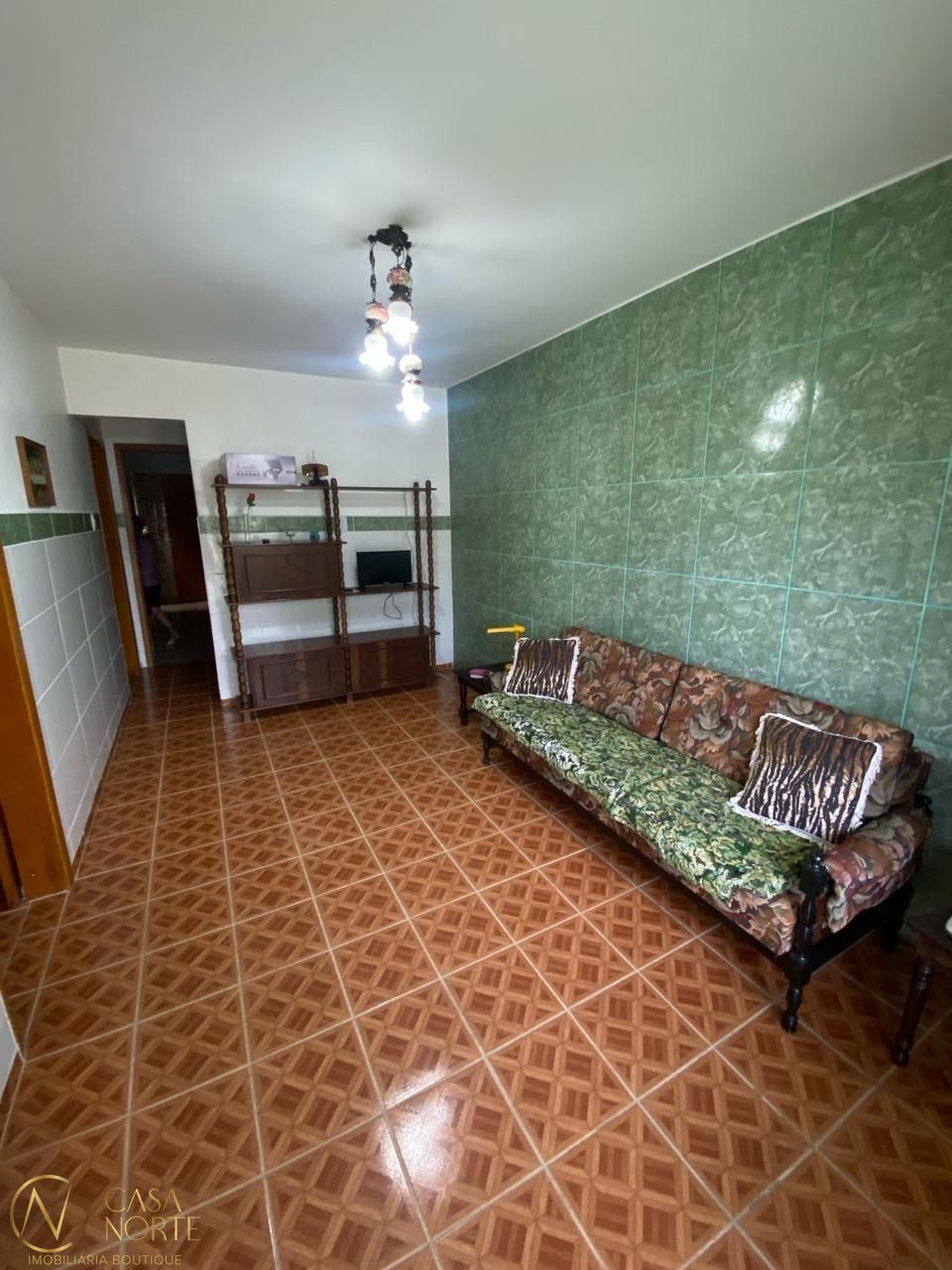 Casa à venda com 2 quartos, 170m², 1 suíte, 3 vagas, Acesso B no bairro Restinga em Porto Alegre