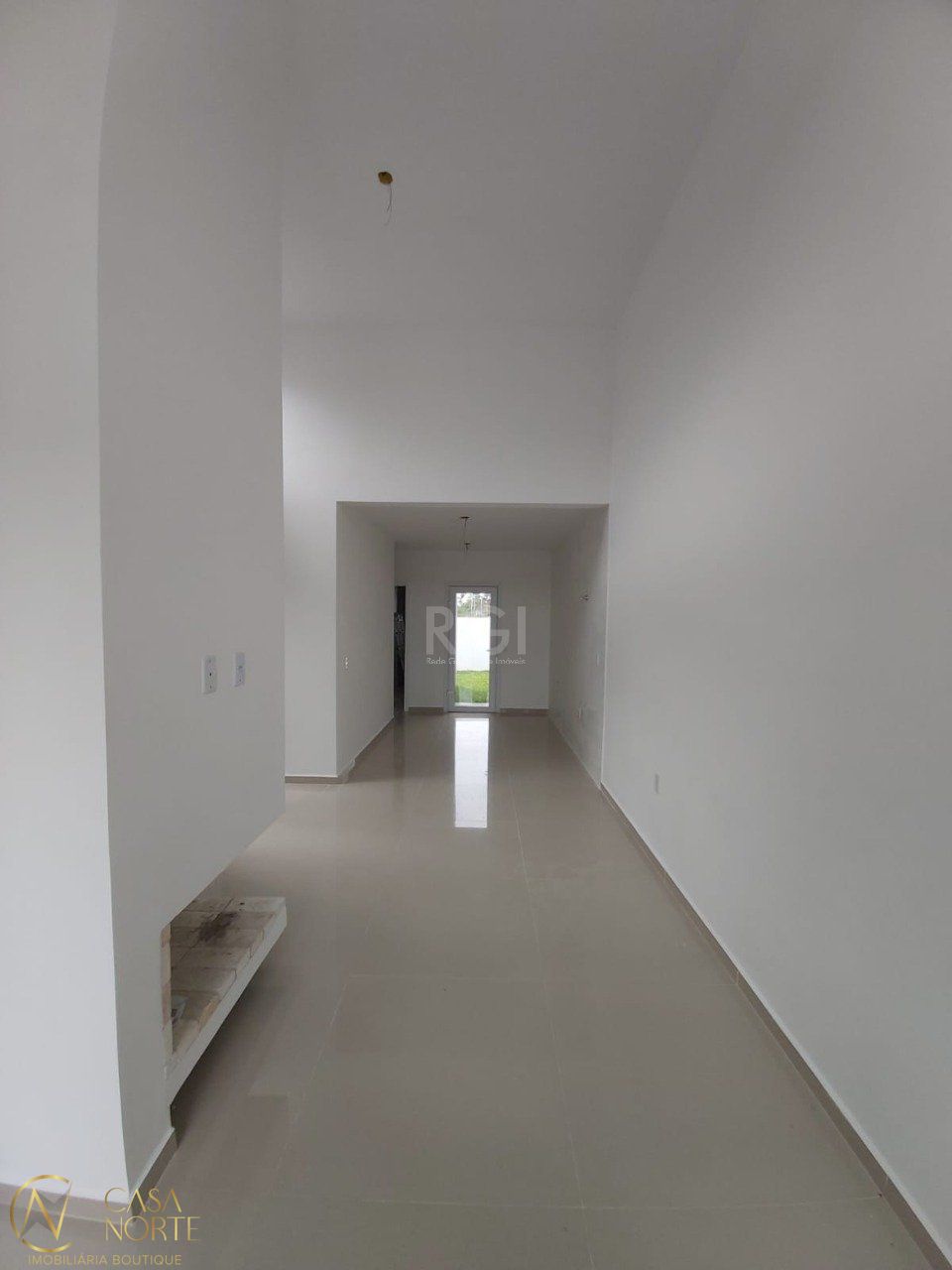 Casa à venda com 3 quartos, 79m², 1 suíte, 2 vagas, Rua Jorge Babot Miranda no bairro Aberta dos Morros em Porto Alegre