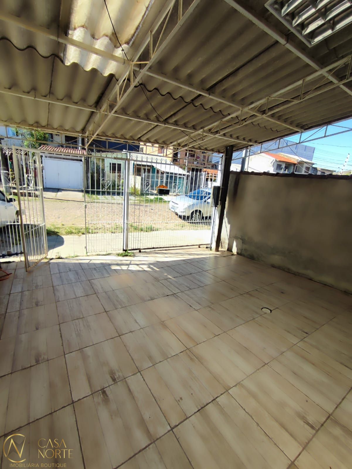 Casa à venda com 2 quartos, 56m², 1 vaga, Rua Say Marques no bairro Hípica em Porto Alegre