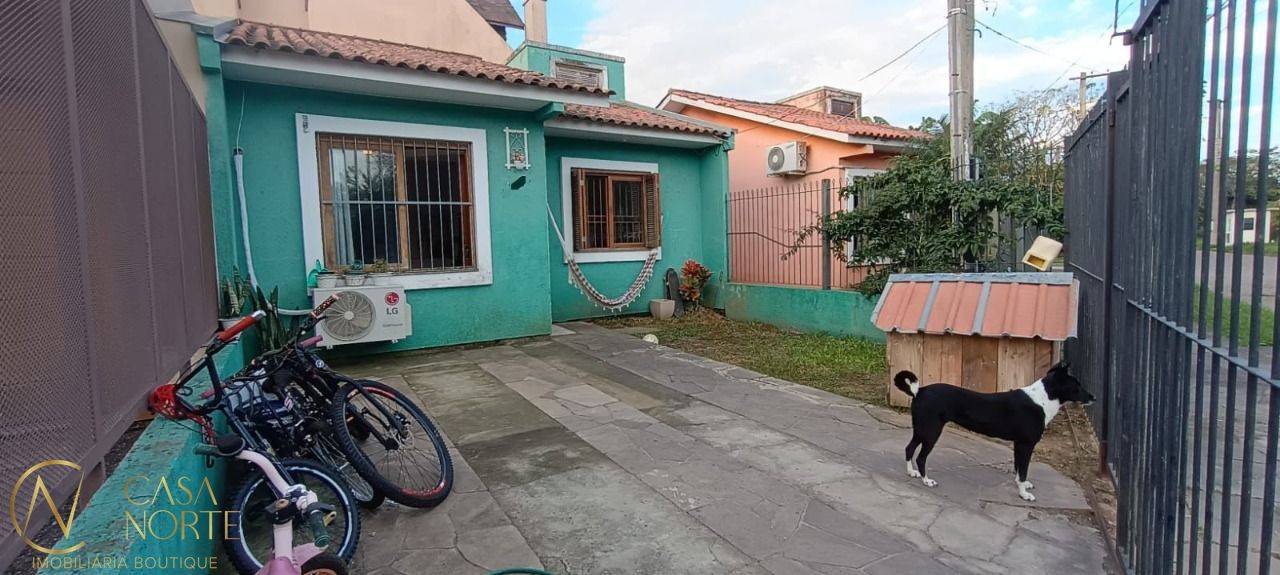 Casa à venda com 2 quartos, 62m², 1 vaga, Avenida Alcibiades Martins da Rocha no bairro Aberta dos Morros em Porto Alegre