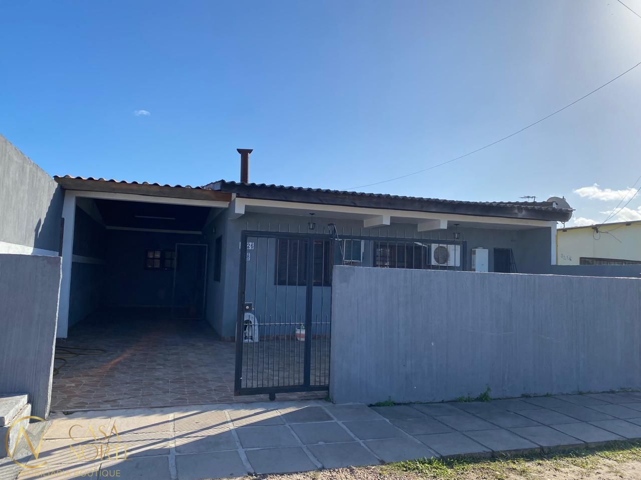 Casa à venda com 3 quartos, 130m², 1 suíte, 3 vagas, Rua Engenheiro Oscar de Oliveira Ramos no bairro Restinga em Porto Alegre