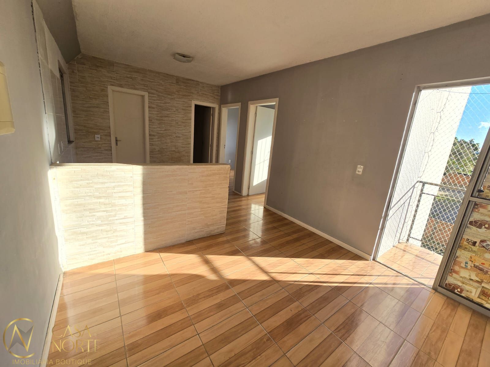 Apartamento à venda com 2 quartos, 45m², 1 vaga, Estrada Barro Vermelho no bairro Restinga em Porto Alegre