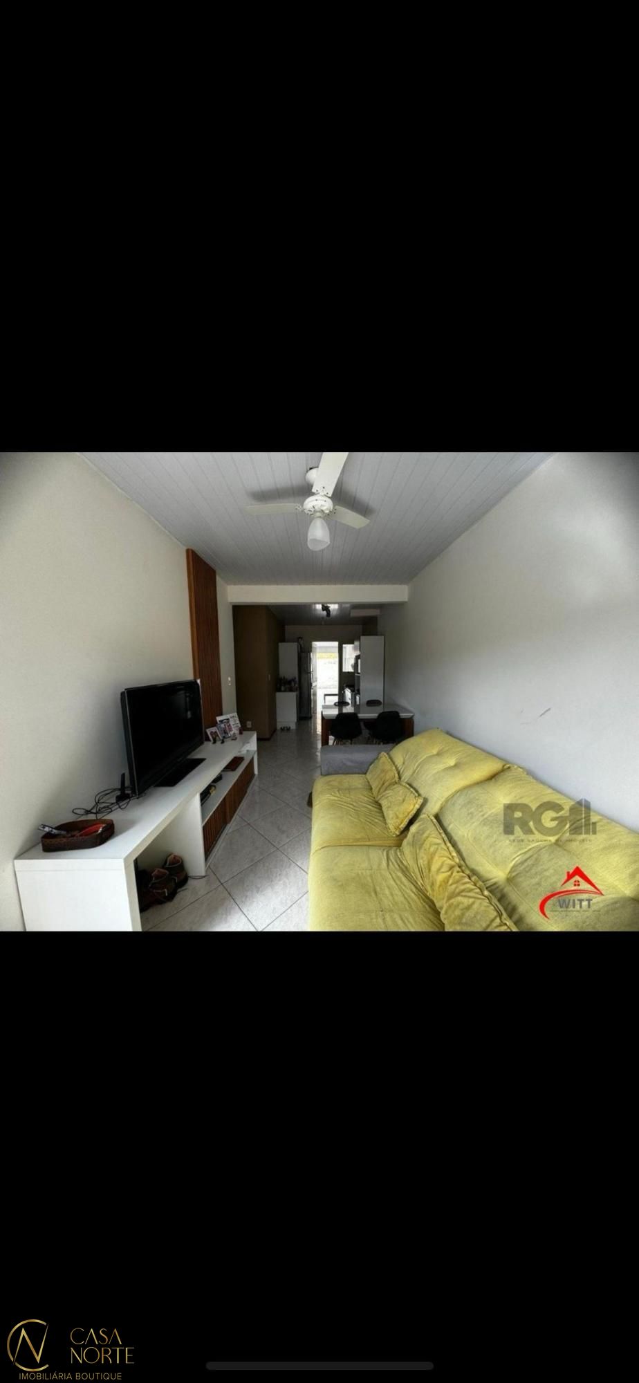 Casa à venda com 2 quartos, 46m², 1 vaga, Rua Carlos Maximiliano Fayet no bairro Hípica em Porto Alegre