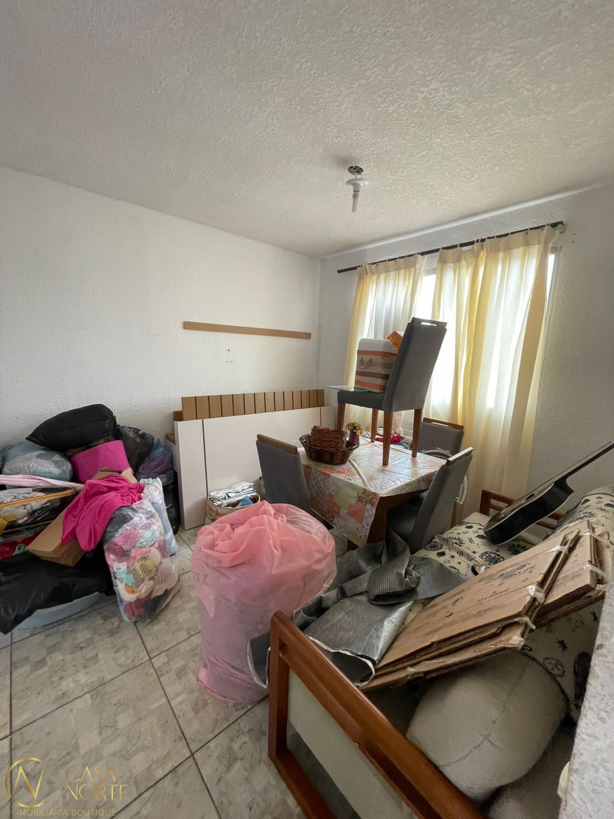 Apartamento à venda com 2 quartos, 40m², 1 suíte, 1 vaga, José Iuchno no bairro Hípica em Porto Alegre