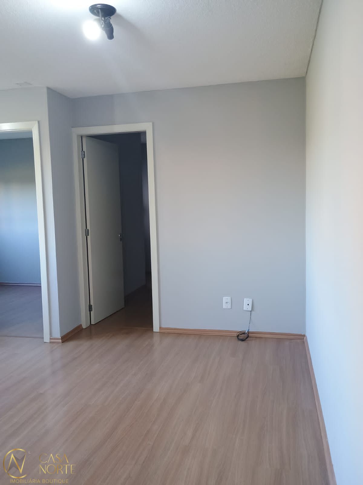 Apartamento à venda com 2 quartos, 47m², 1 vaga, Rua Napoleão Jacques da Rosa no bairro Restinga em Porto Alegre