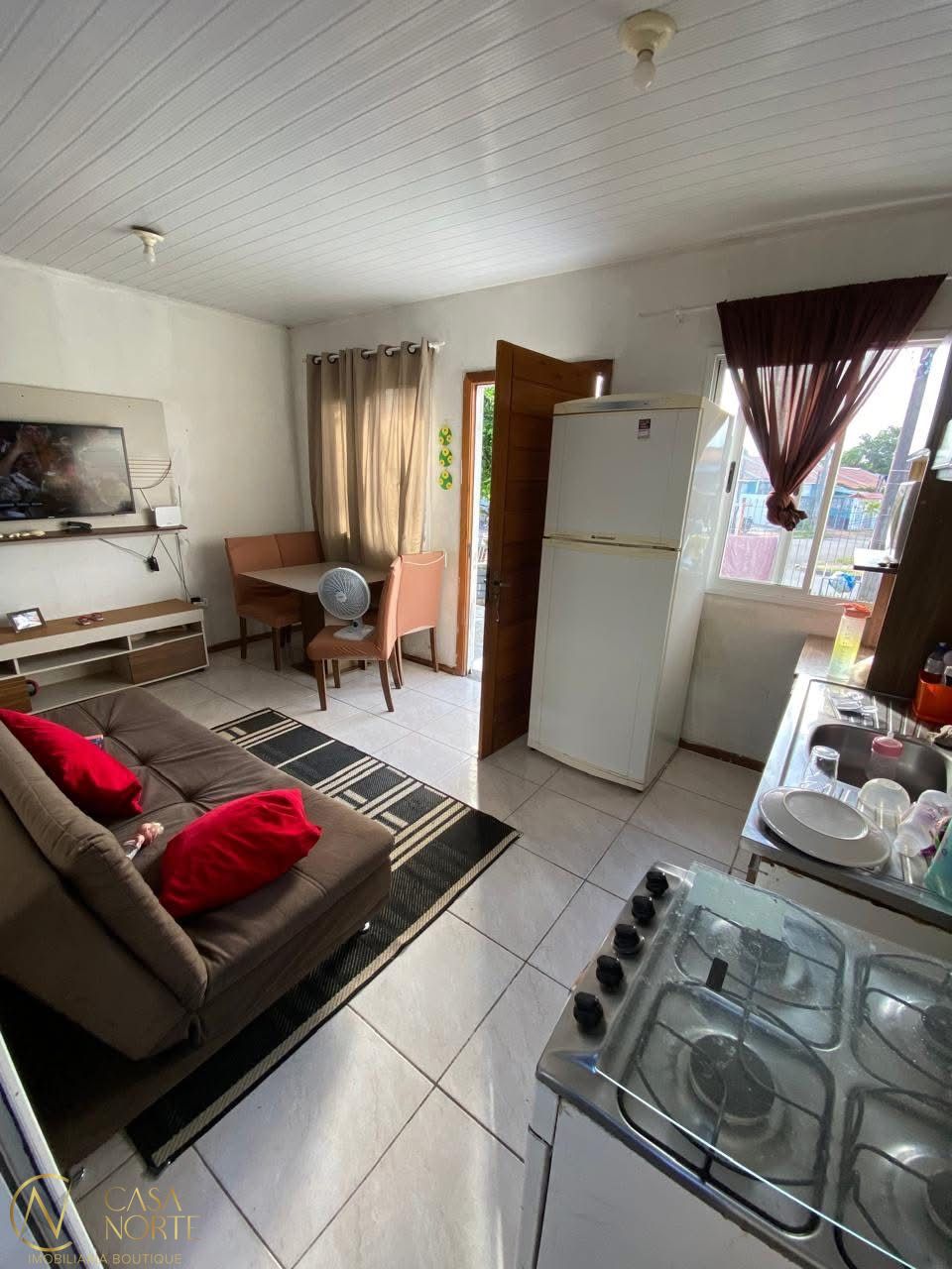 Casa à venda com 1 quarto, 38m², 1 vaga, Rua Solon Vieira Marques no bairro Restinga em Porto Alegre