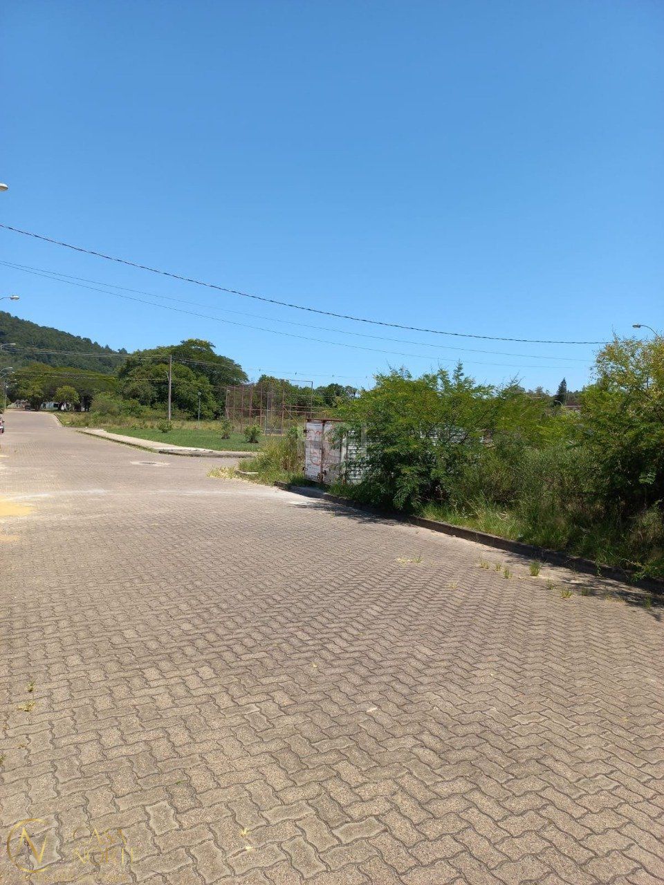 Terreno à venda  com 150m², Rua Álvaro Pedro da Rosa no bairro Aberta dos Morros em Porto Alegre