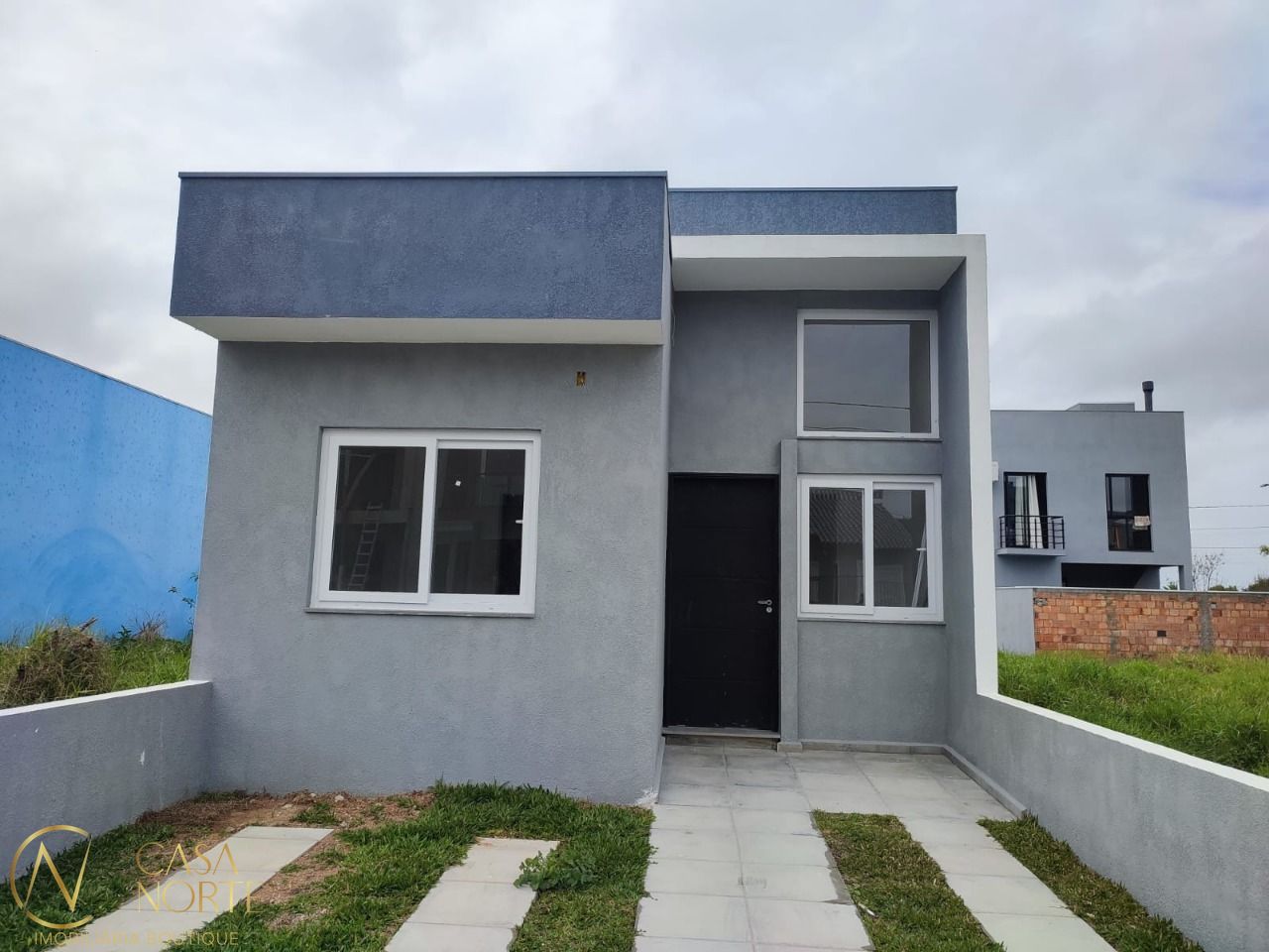Casa à venda com 3 quartos, 85m², 1 suíte, 2 vagas, Rua Werno Finkler no bairro Aberta dos Morros em Porto Alegre