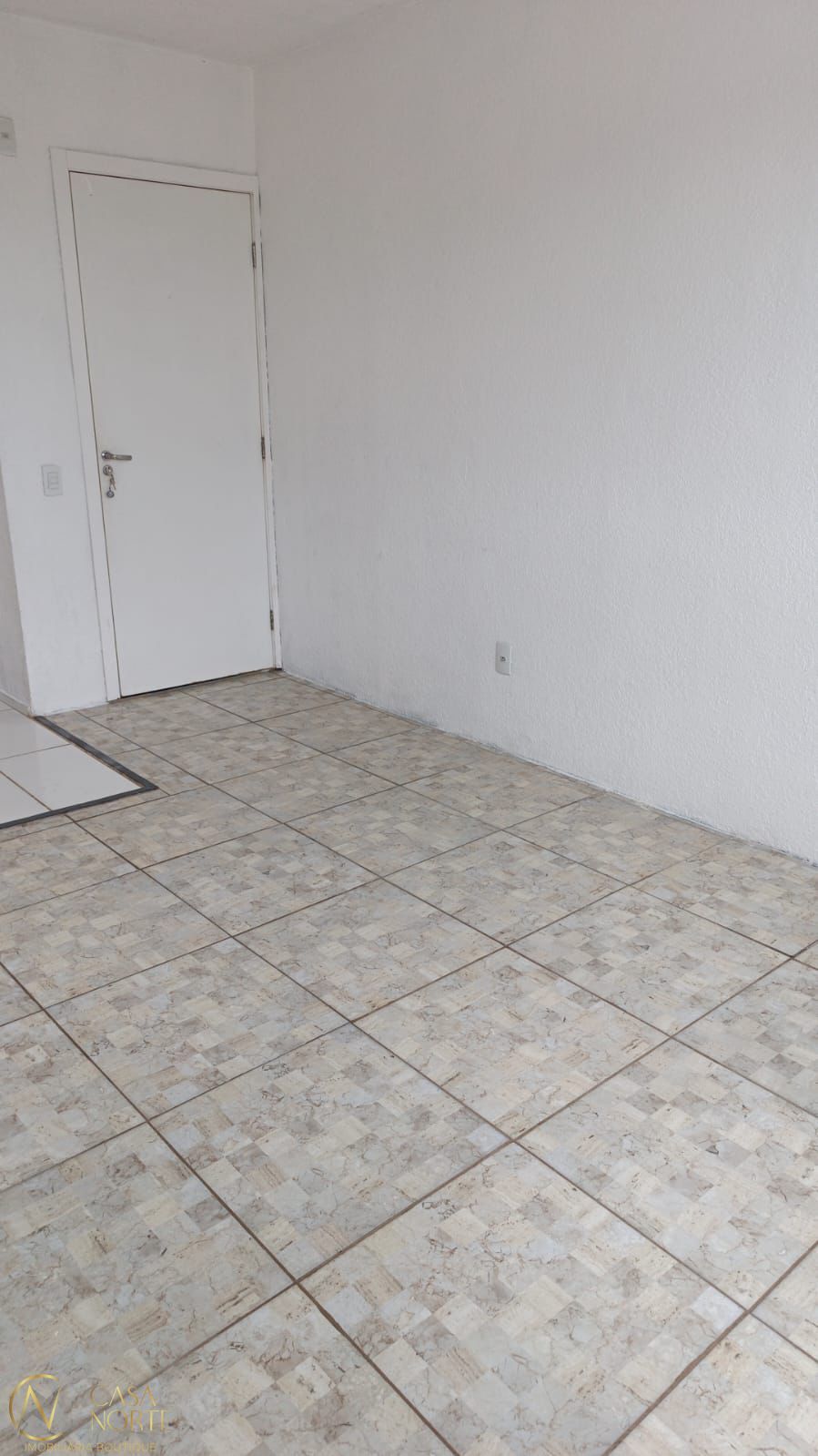 Apartamento à venda com 2 quartos, 41m², 1 vaga, José Iuchno no bairro Hípica em Porto Alegre