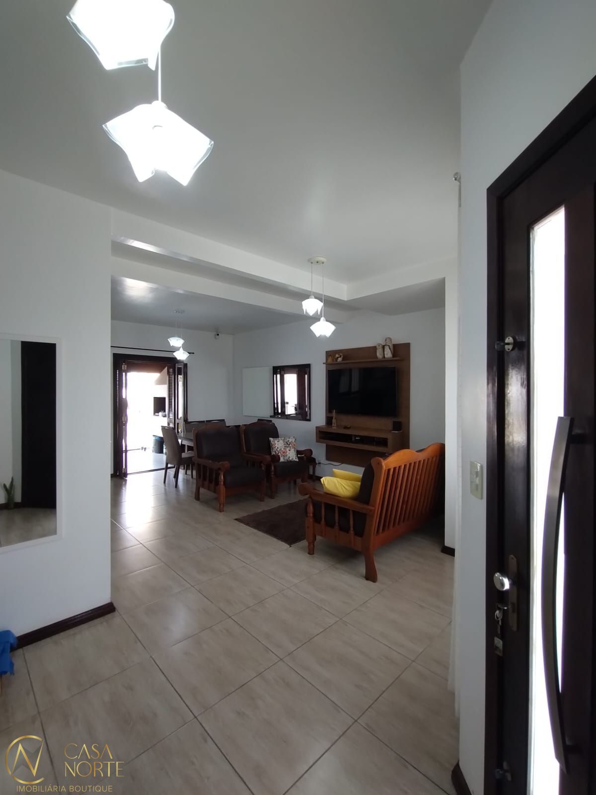 Casa à venda com 4 quartos, 90m², 2 vagas, Rua Pedro da Silva Nava no bairro Aberta dos Morros em Porto Alegre