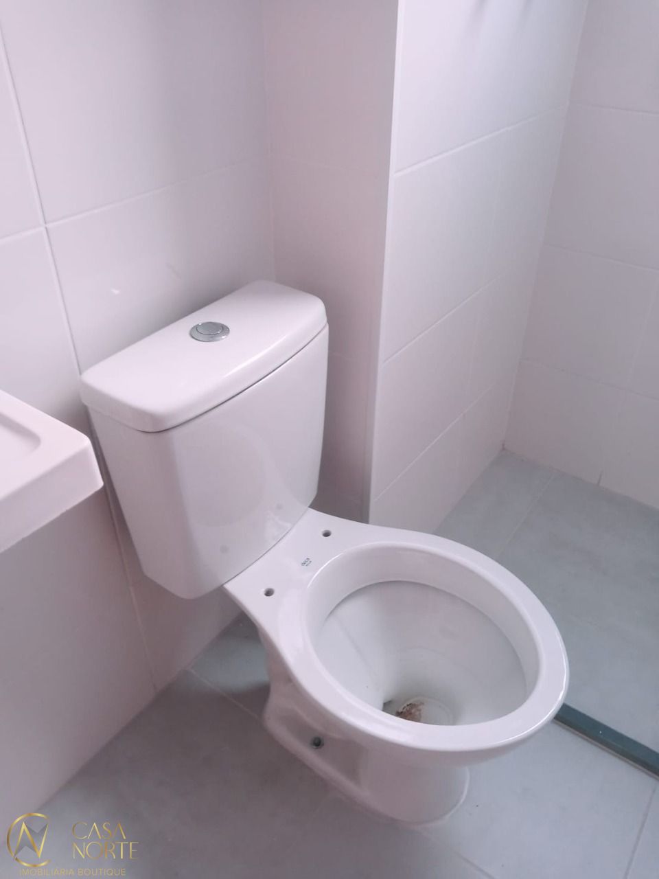 Apartamento à venda com 2 quartos, 50m², 1 vaga, Rua Sete Mil e Oito no bairro Restinga em Porto Alegre