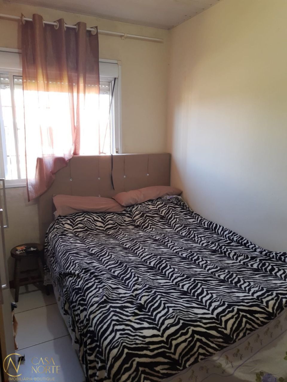 Casa à venda com 2 quartos, 37m², 2 vagas, Rua Olímpio Tabajara no bairro Restinga em Porto Alegre