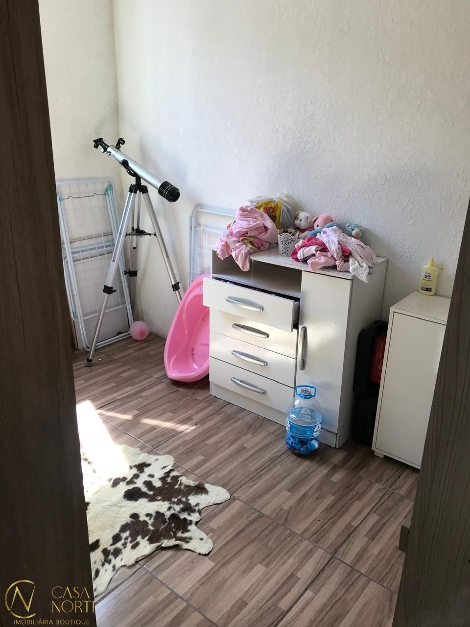 Apartamento à venda com 2 quartos, 40m², 1 vaga, Rua Sabino Pereira Nunes no bairro Restinga em Porto Alegre