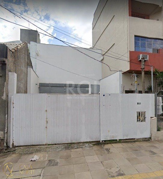 Pavilhão à venda  com 240m², Rua General Caldwell no bairro Menino Deus em Porto Alegre