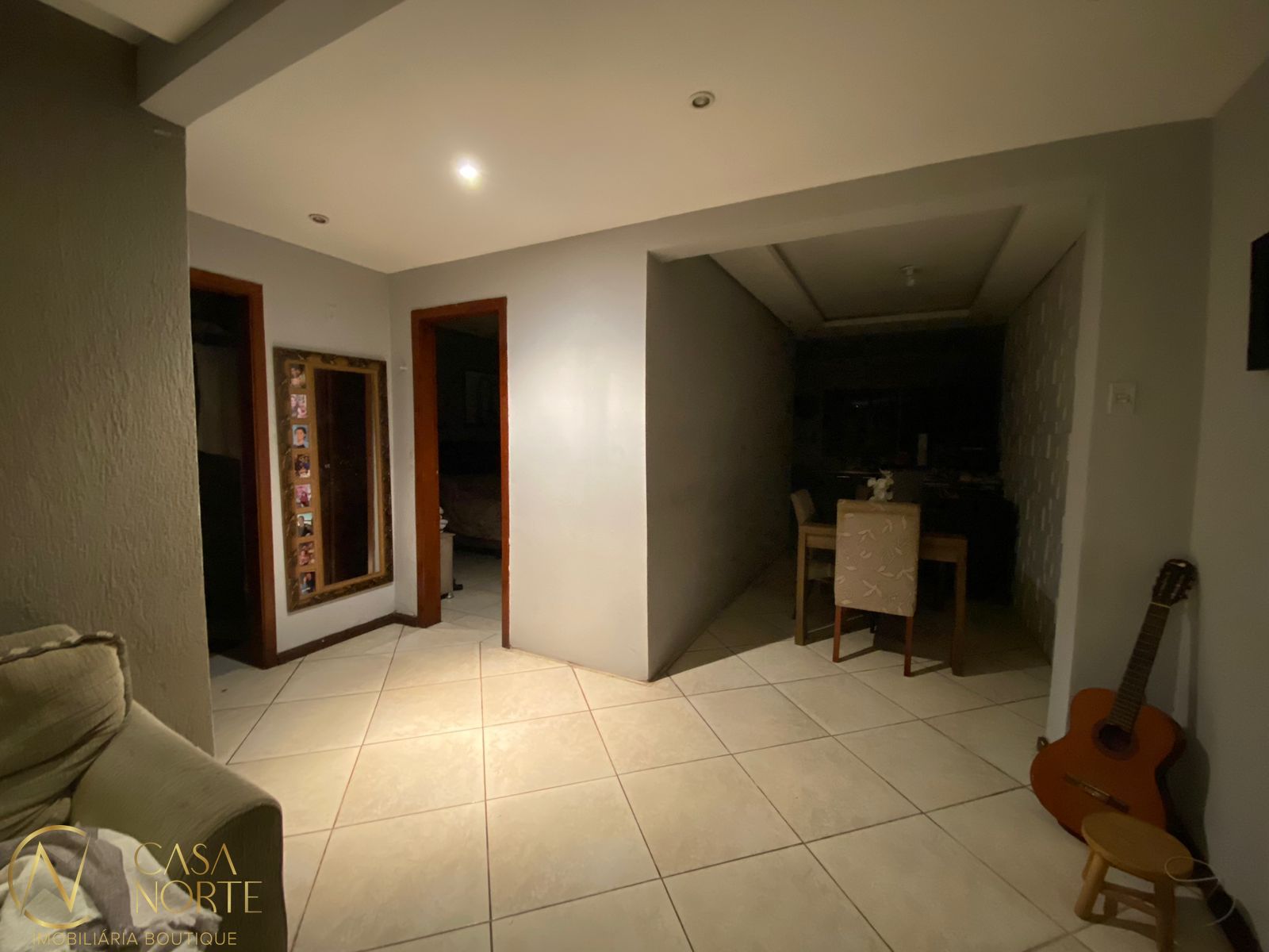 Casa à venda com 2 quartos, 102m², 2 vagas, Rua Doutor Raphael Loro no bairro Hípica em Porto Alegre