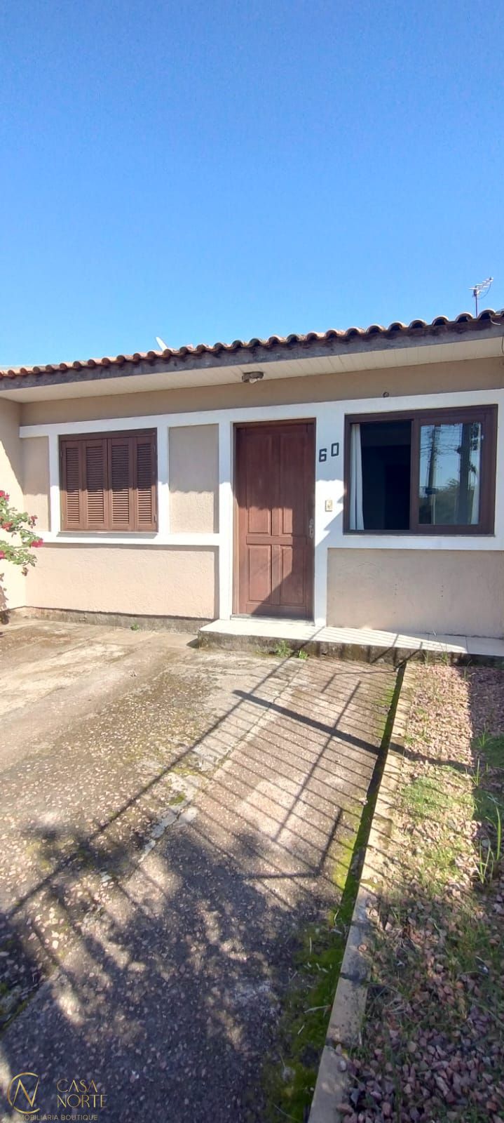 Casa à venda com 2 quartos, 41m², 2 vagas, Rua Paulo José Rodrigues no bairro Hípica em Porto Alegre
