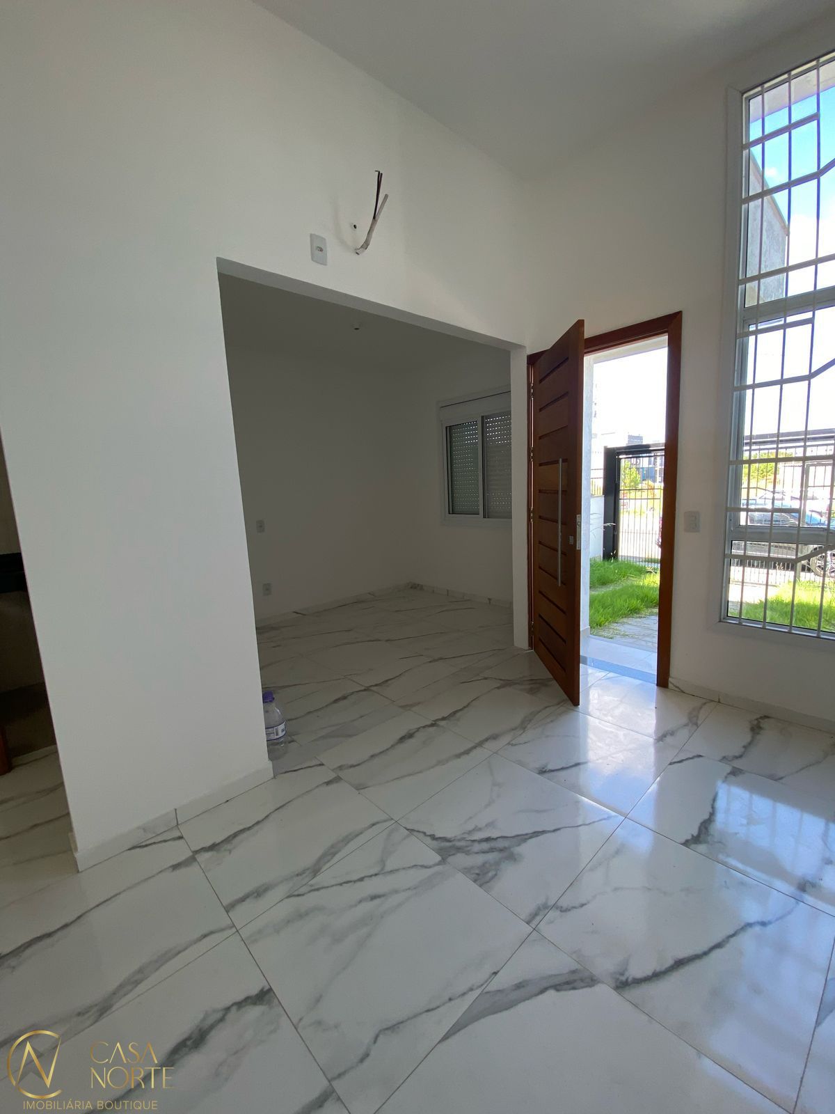 Casa à venda com 2 quartos, 70m², 1 suíte, 1 vaga, Rua Jorge Babot Miranda no bairro Aberta dos Morros em Porto Alegre