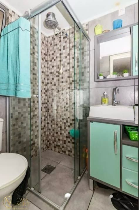 Apartamento à venda com 2 quartos, 38m², 1 vaga, Rua Intendente Alfredo Azevedo no bairro Glória em Porto Alegre