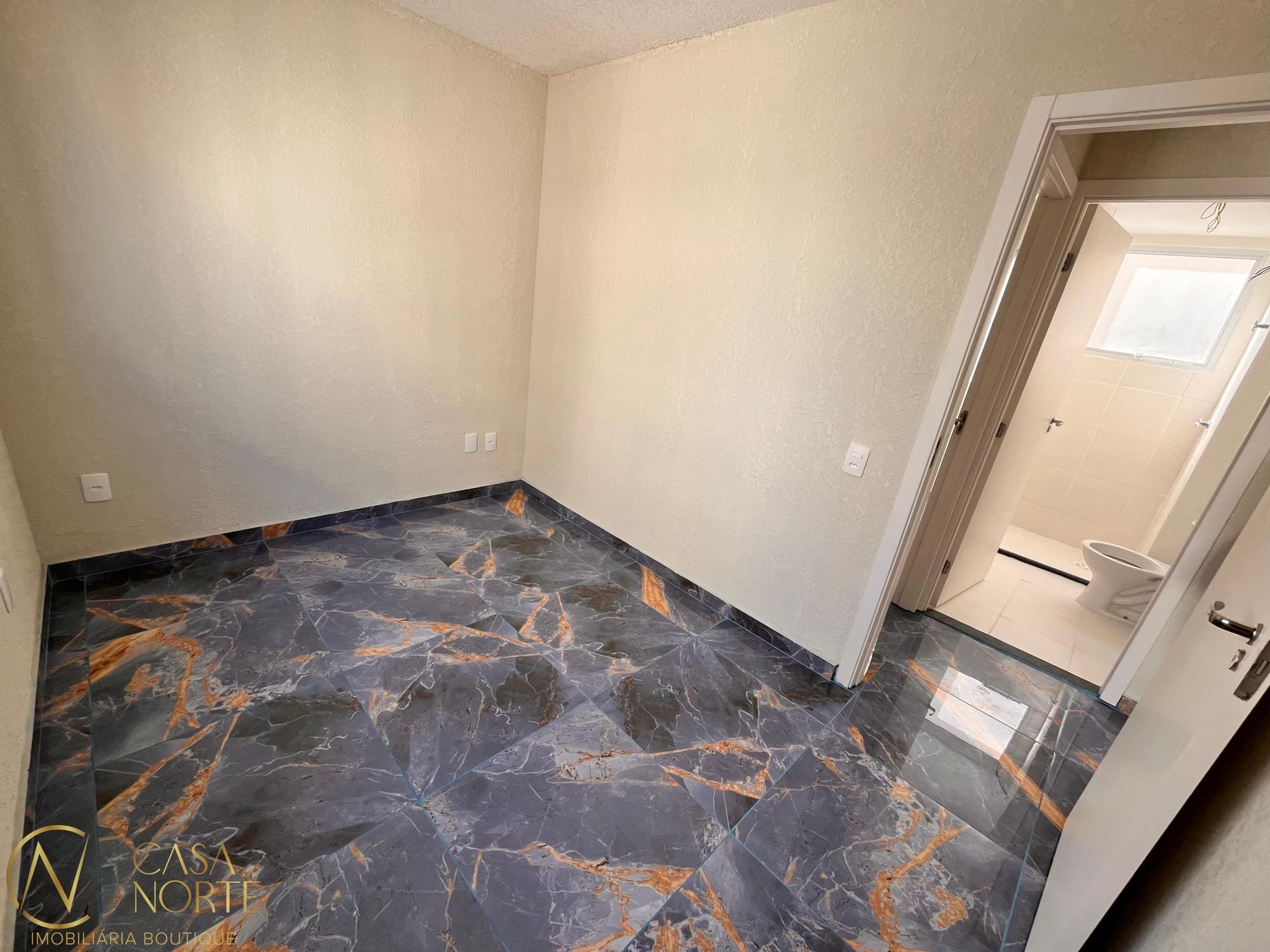 Apartamento à venda com 2 quartos, 41m², 1 vaga, Rua Sabino Pereira Nunes no bairro Restinga em Porto Alegre