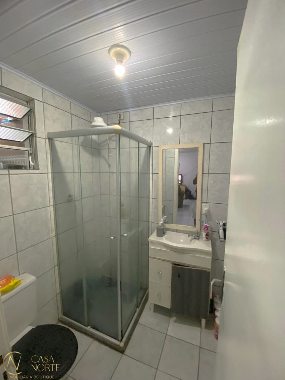 Apartamento à venda com 2 quartos, 45m², 1 vaga, Estrada Barro Vermelho no bairro Restinga em Porto Alegre