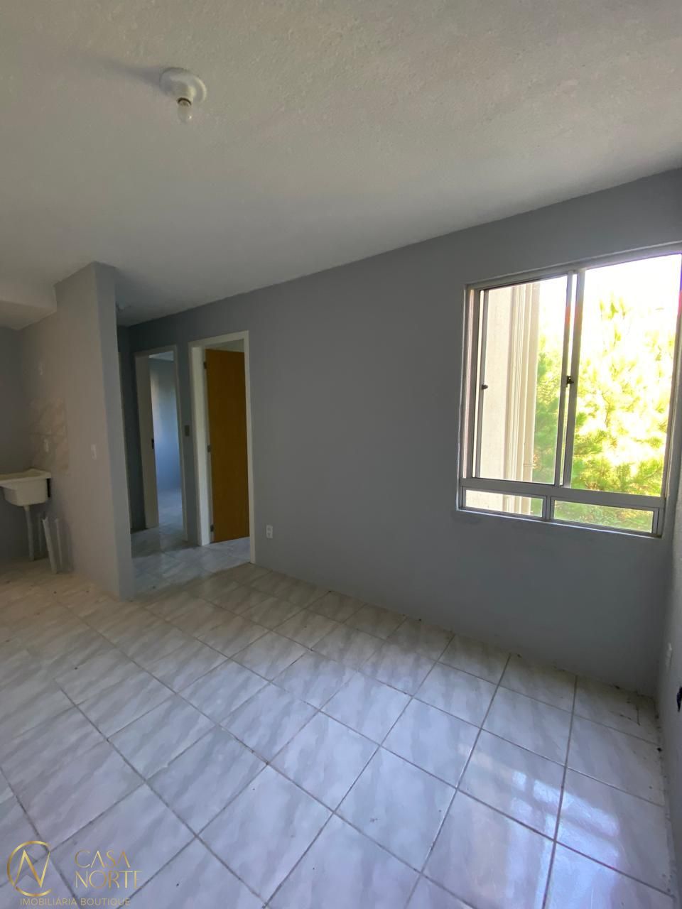 Apartamento à venda com 2 quartos, 36m², 1 vaga, Avenida João Antônio Silveira no bairro Lomba do Pinheiro em Porto Alegre